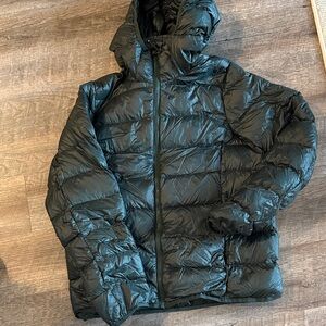 Aritzia The Little Puff Green